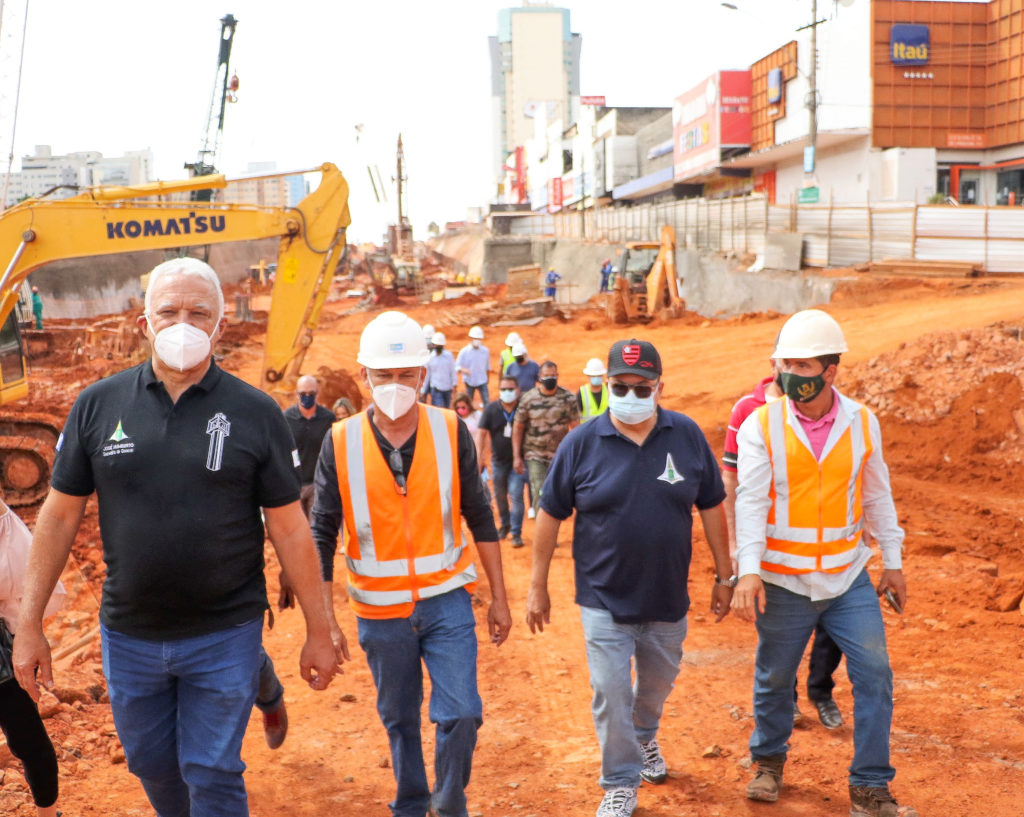 Ibaneis vistoria obras no Túnel de Taguatinga DF MOBILIDADE