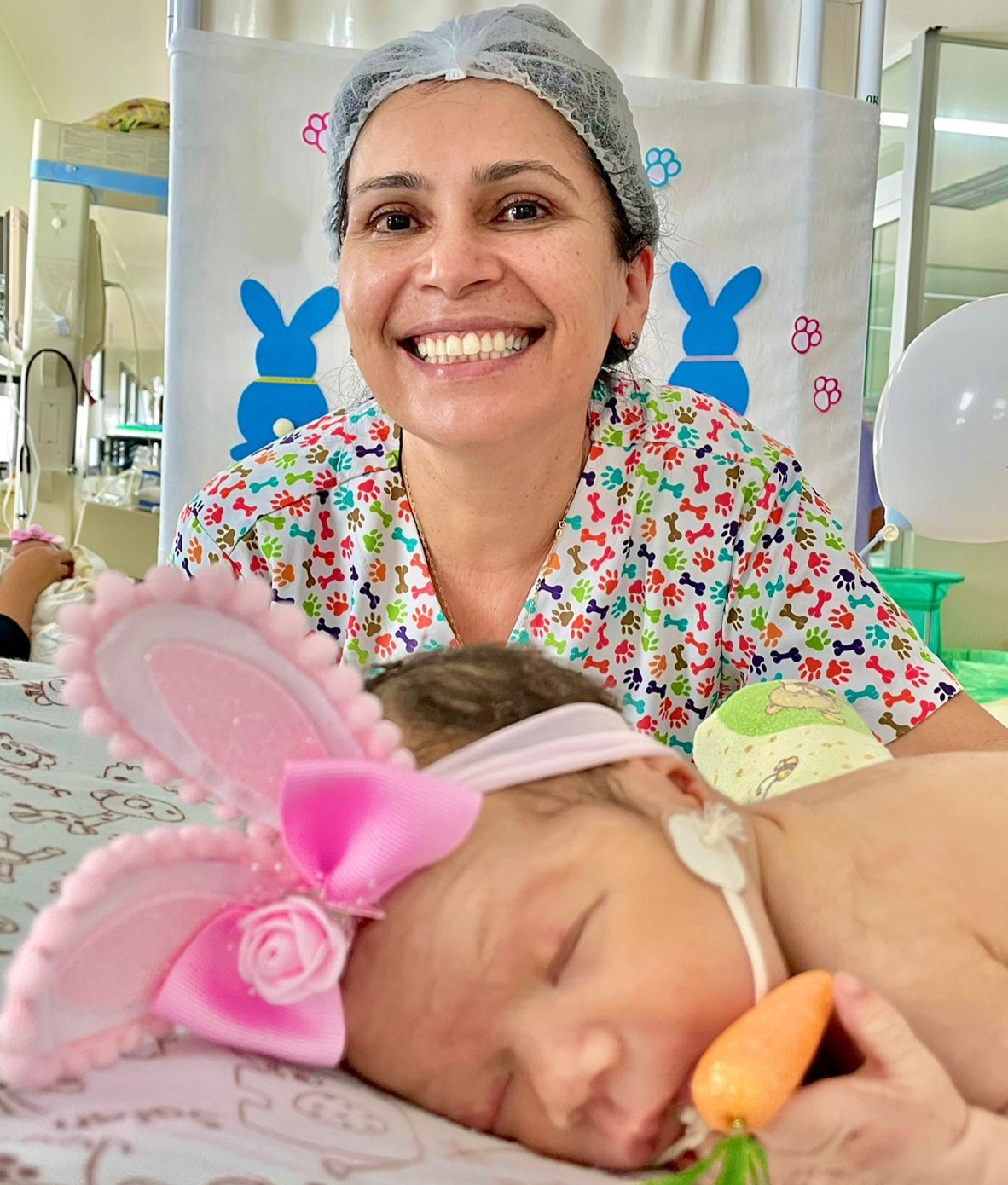 Bebês da UTI Neonatal do Hmib participam de ensaio fotográfico de