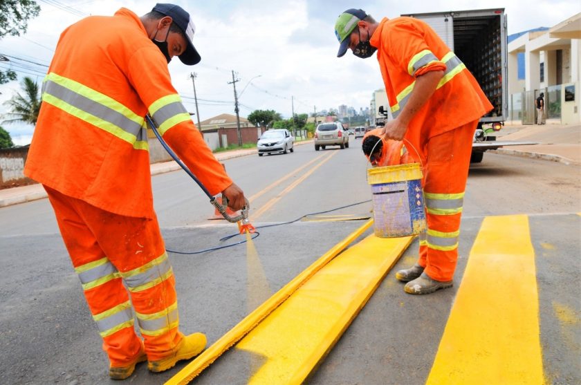 16.2.-Nova-sinalização-nas-principais-vias-do-DF.-Foto-Lúcio-Bernardo-Jr-Agência-Brasília