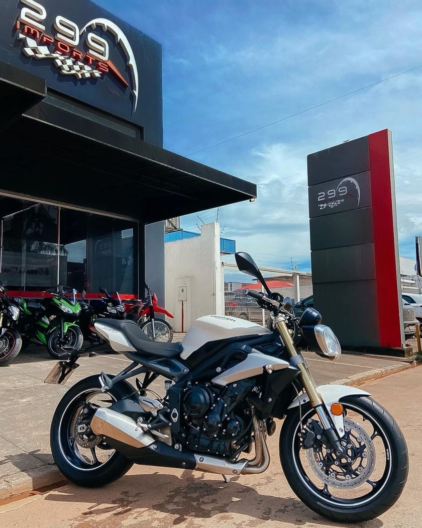 Foto da Loja na Cidade do Automóvel. A loja vende motos de alta, média e baixa cilindrada -  Foto: reprodução do instagram