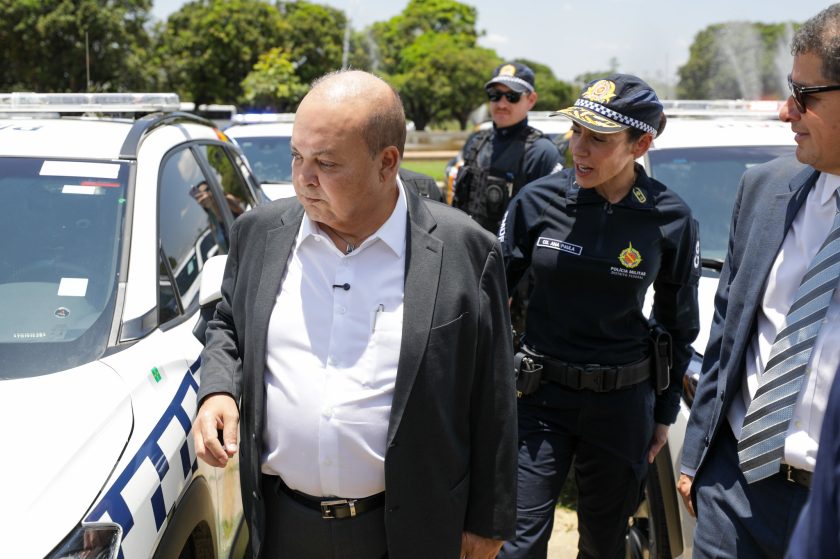 2025-10-28_06-44-33 2025-10-28_06-44-33