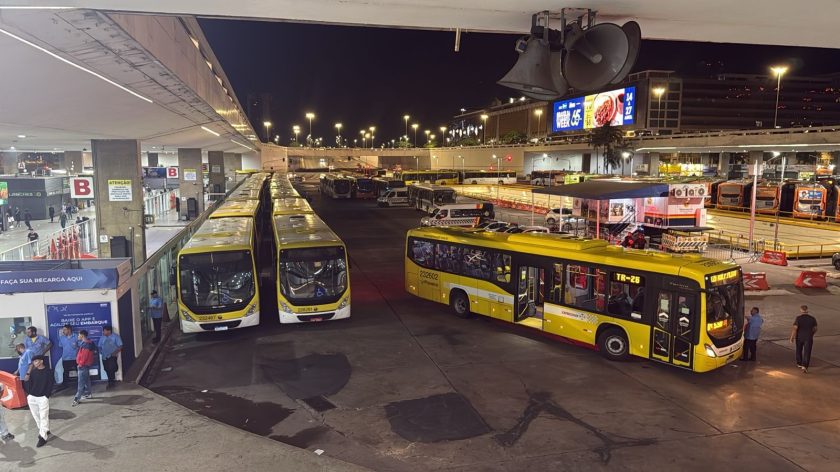 O dia de maior movimento foi a quinta (17), quando o transporte coletivo registrou 1.251.449 acessos, 22% a mais que na quinta-feira da Semana Santa de 2024 | Foto: Divulgação/Semob-DF