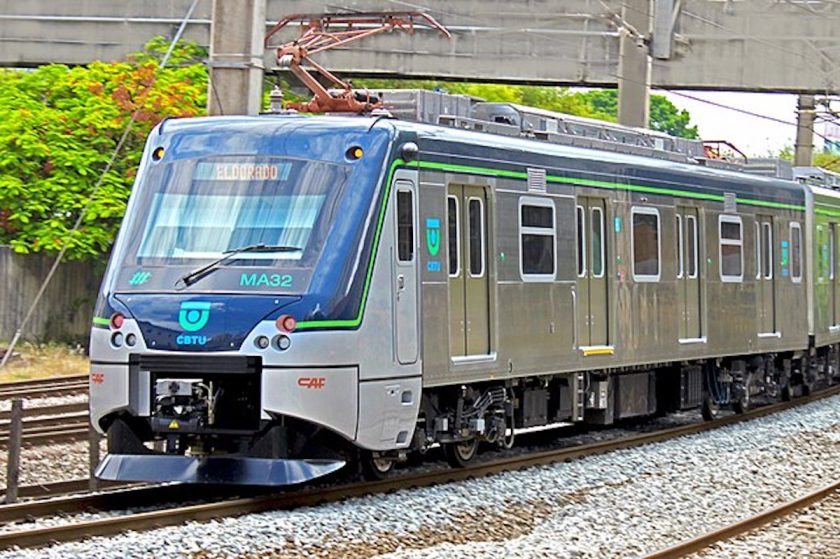 640px-Trem_da_CBTU_Belo_Horizonte_Série_1000-1