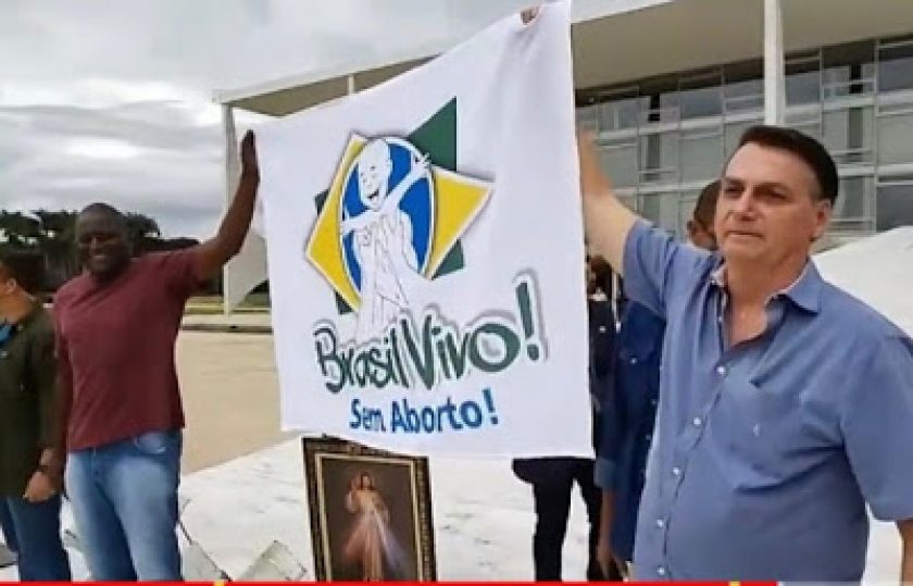 BOLSONARO%2BCONTRA%2BABORTO-DFMOBILIDADE.jpg