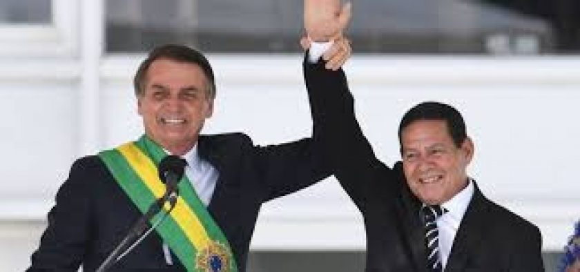 BOLSONARO%2BE%2BMOUR%25C3%2583O%2B-DFMOBILIDADE.jpeg