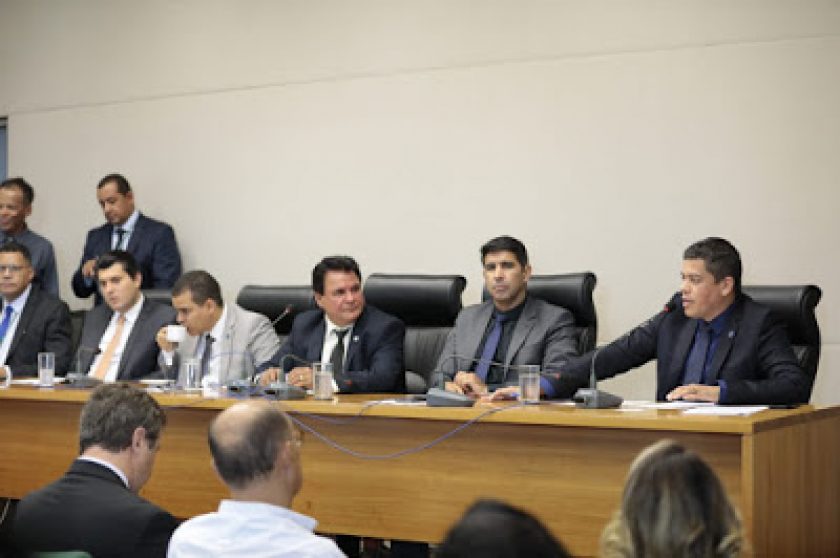 COMISS%25C3%2583O%2BDE%2BTRANSPORTE%2BE%2BMOBILIDADE%2BURBANA%2B%25C3%2589%2BINSTALADA%2BOFICIALMENTE%2BNA%2BCLDF.jpeg