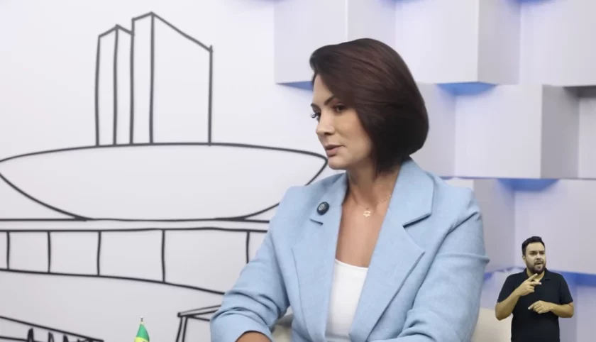 Michelle Bolsonaro/Reprodução YouTube