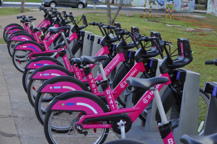 As novas bicicletas são facilmente acessadas por meio de um aplicativo de celular | Fotos: Renato Araújo/Agência Brasília