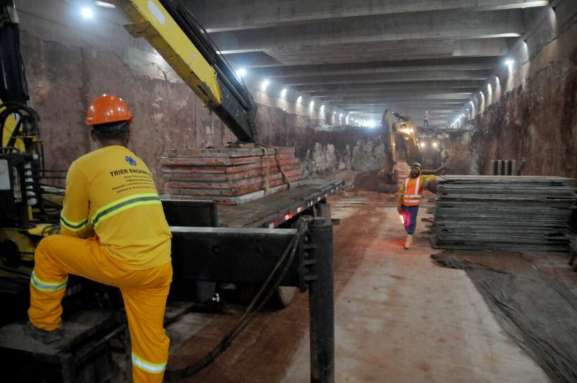 Serviços demandam a colocação de 8 mil toneladas de aço e 90 mil metros cúbicos de concreto | Fotos: Lúcio Bernardo Jr/Agência Brasília