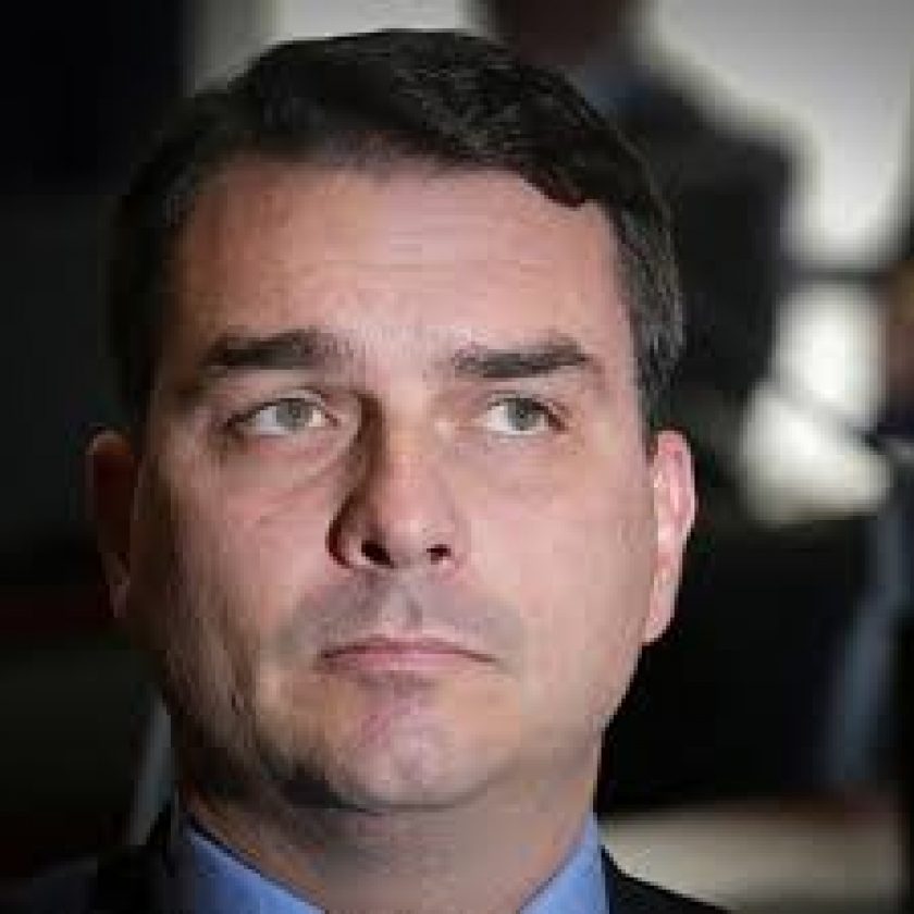 Flávio Bolsonaro2021DFMOBILIDADE