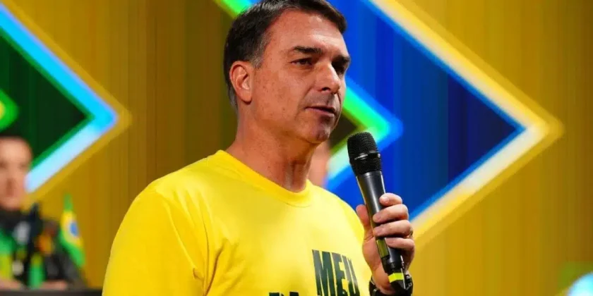 Flavio_Bolsonaro_candidato_do_PL_a_Presidencia_Divulgacao_Vittor_Sales_b71ee2713c-1140x570.jpg
