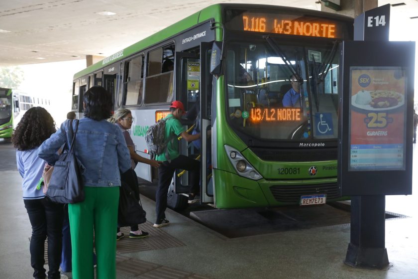 Sete regiões administrativas do DF não tiveram registros de roubos em coletivo em 2024: Gama, Brazlândia, Guará, Cruzeiro, Varjão, Vicente Pires e Fercal | Foto: Geovana Albuquerque/Agência Brasília