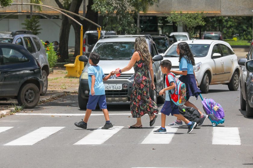 O objetivo das blitzes é dar fluidez e segurança ao trânsito de veículos e pedestres | Foto: Joel Rodrigues/Agência Brasília