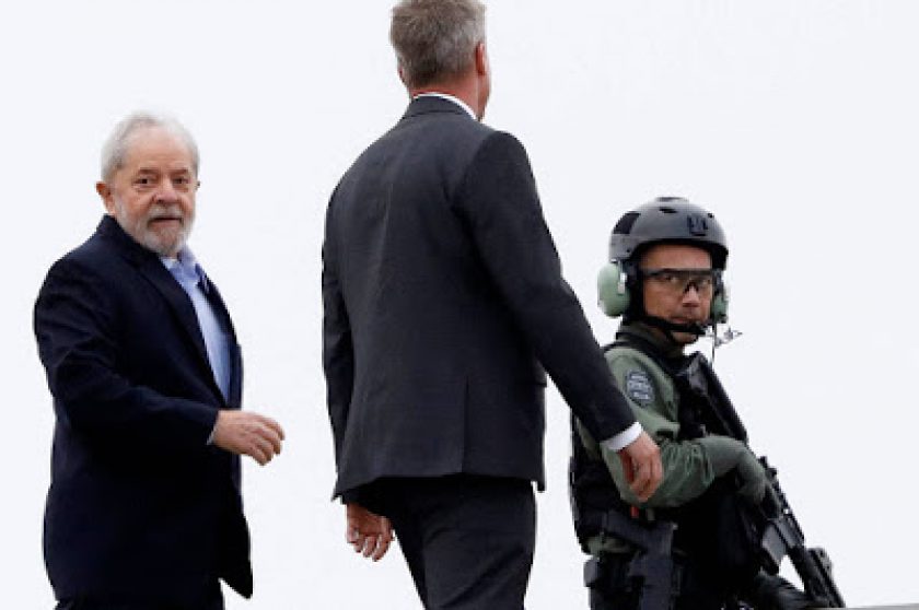 LULA%2BNO%2BSAID%25C3%2583O%2BDE%2BCARNAVAL.jpg