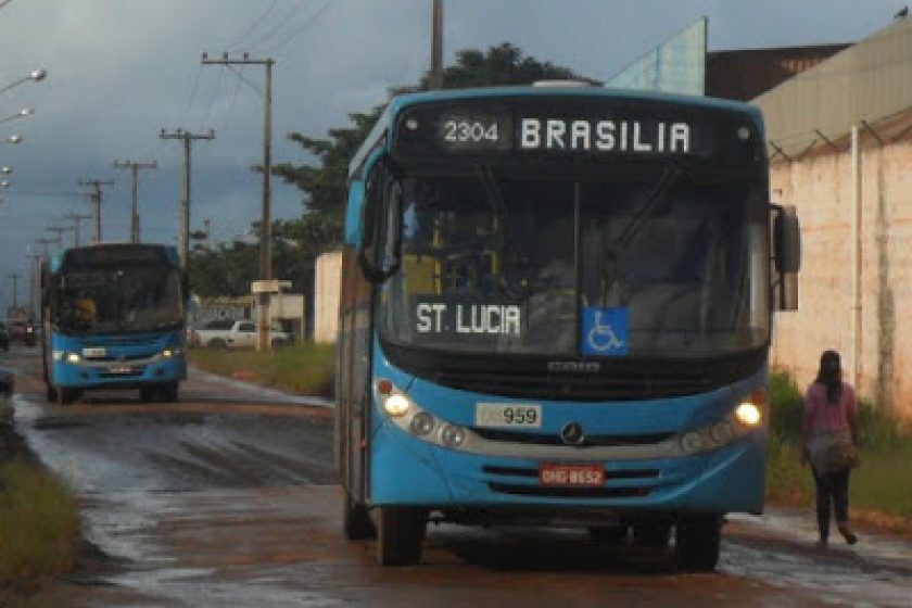 PREFEITO%2BDE%2B%25C3%2581GUAS%2BLINDAS%2BDEFENDE%2BCRIA%25C3%2587%25C3%2583O%2BDE%2BCONSORCIO%2BPARA%2BADM%2BO%2BTRANSPORTE%2BENTRE%2BENTORNO%2BE%2BDF.jpg