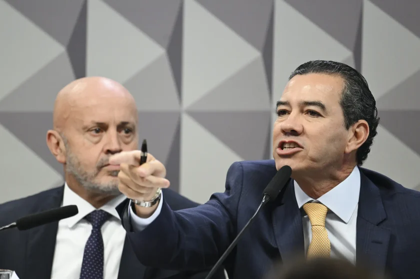 advogado-careca-do-inss-cpmi.jpg