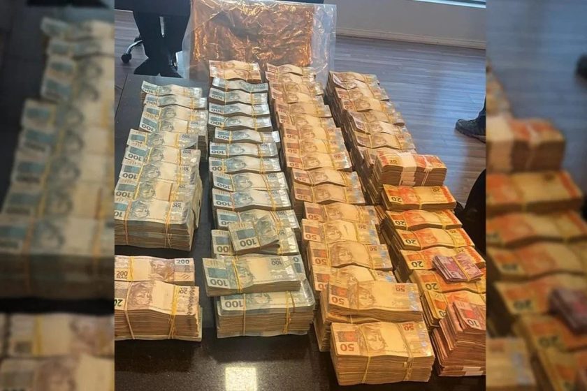 d61ee69d-pf-aponta-superfaturamento-de-ate-35-vezes-em-livros-vendidos-a-prefeituras-paulistas-1