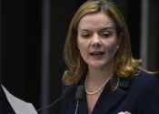 Brasília - A presidente do PT Gleisi Hoffmann, Agência Brasil)