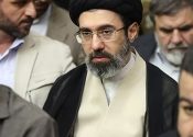 Mojtaba Khamenei, de 56 anos, é um clérigo xiita que ganhou influência política nas últimas décadas, especialmente nos bastidores do poder em Teerã