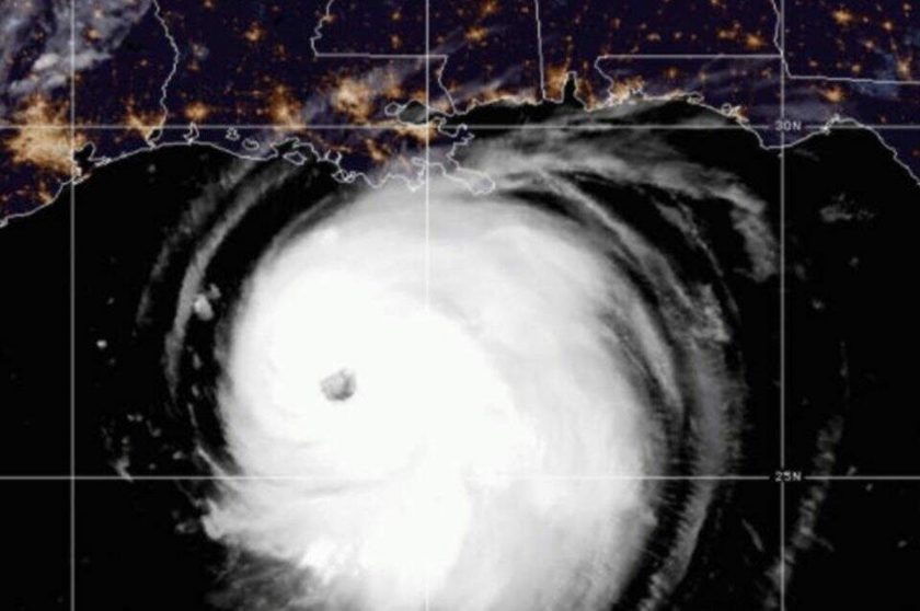 hurricane-laura-scaled