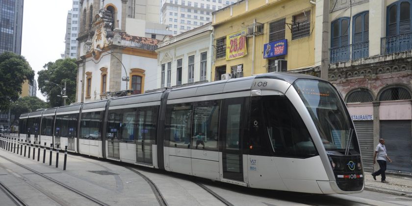 linha_3_do_vlt_comeca_a_operardsc4706