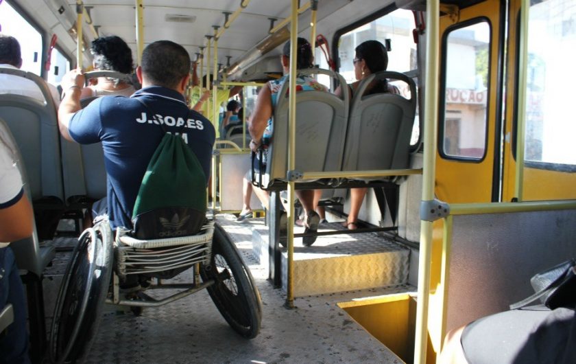 nem_todos_os_onibus_sao_adaptados_para_deficientes_fisicos-DFMOBILIDADE.jpg