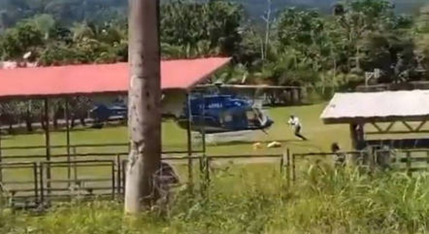 piloto-corre-atras-de-helicoptero-que-gira-no-chao-18122023104004594