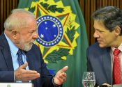 Brasília (DF), 10/03/2023 - O presidente Luiz Inácio Lula da Silva e o ministro da Fazenda, Fernando Haddad, durante reunião ministerial, no Palácio do Planalto.

Foto: Agência Brasil