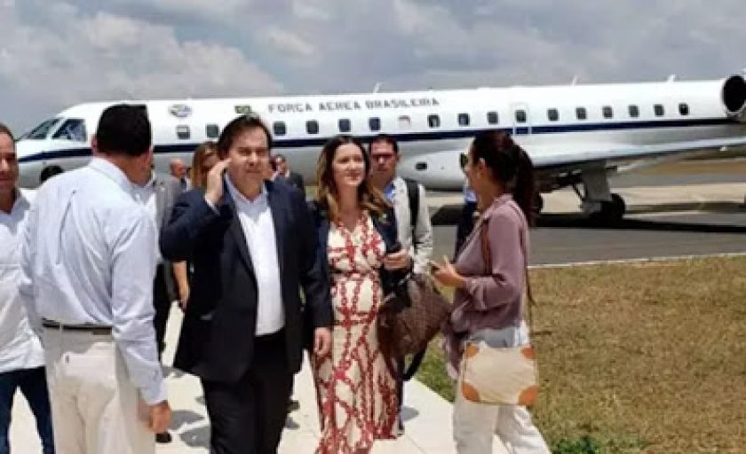 rodrigo-maia-em-patos-de-minas-DFMOBILIDADE.jpg