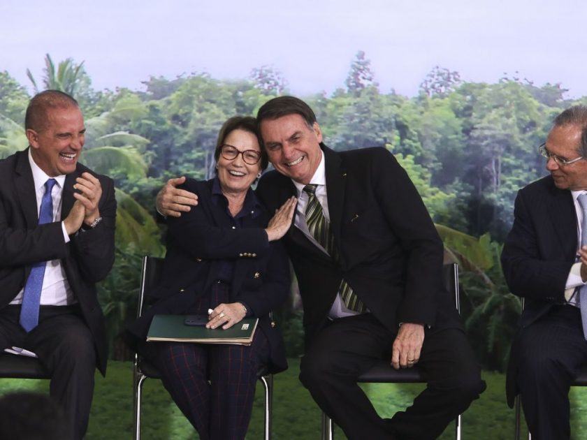 Os ministros da Casa Civil, Onyx Lorenzoni, da Agricultura,Tereza Cristina,  o presidente Jair Bolsonaro, e o ministro da Economia, Paulo Guedes  durante lançamento do Plano AgroNordeste