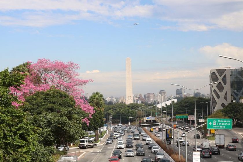 Trânsito na capital PAULISTA-ag. brasil